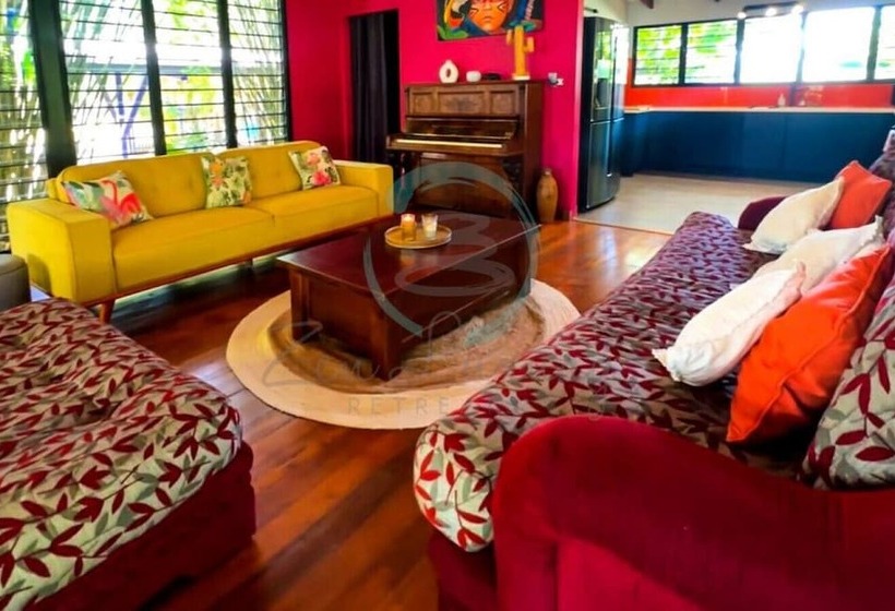 펜션 Zenhouse Nightcliff   6br Tropical Oasis