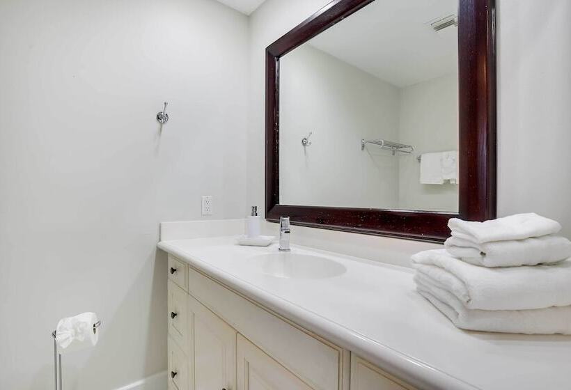 Pet Friendly Paradise W/ Pool ~ 6 Mi To Beach!