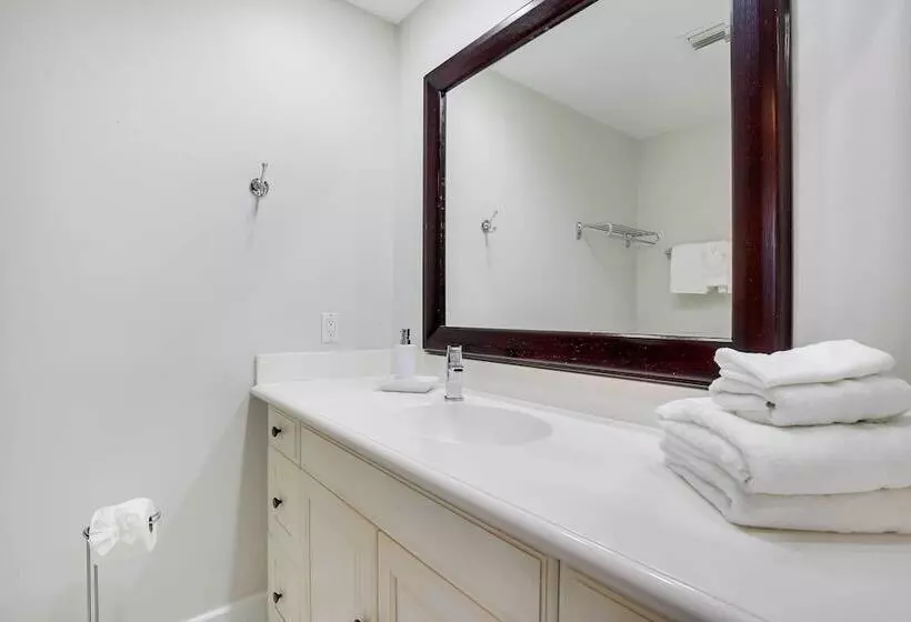 Pet Friendly Paradise W/ Pool ~ 6 Mi To Beach!