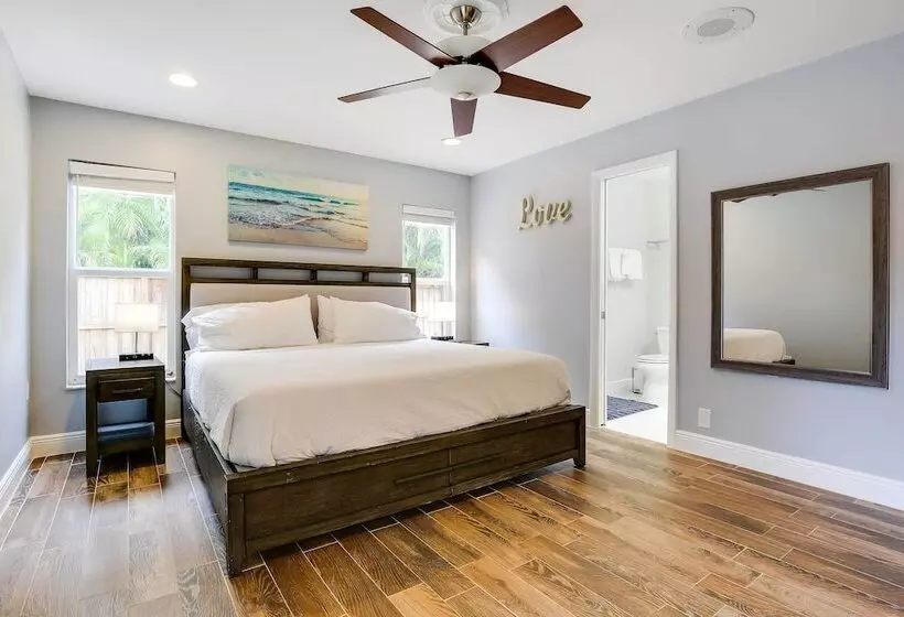 Pet Friendly Paradise W/ Pool ~ 6 Mi To Beach!