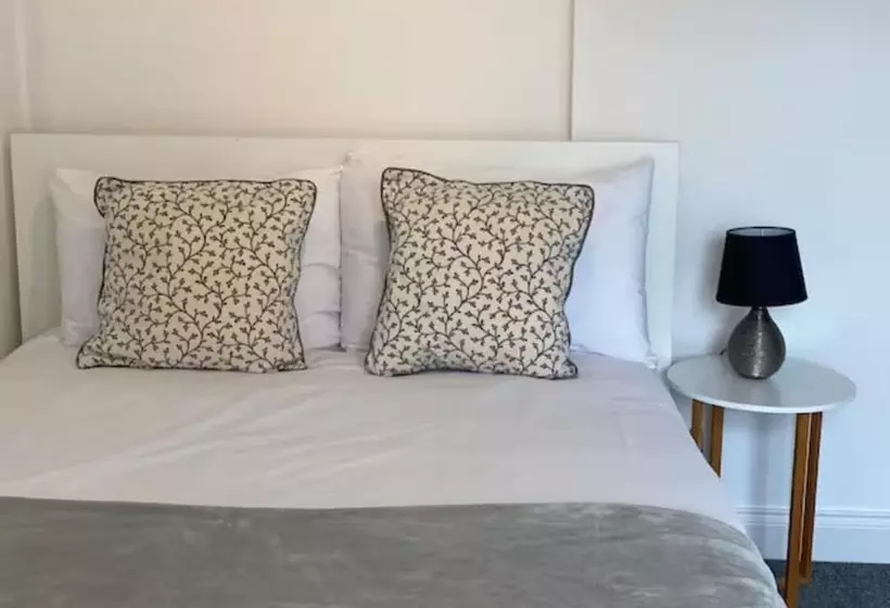 Residenssi Airport Comfy Stay