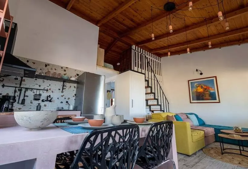 レジデンス Beachfronthouse In Aegina