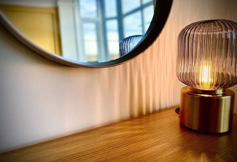 Residenssi Family Modern 3 Bed Hot Tub House In Blackpool