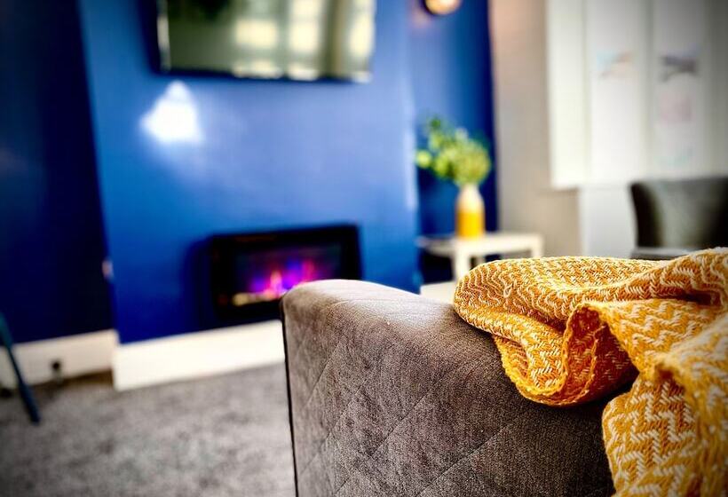 Residenssi Family Modern 3 Bed Hot Tub House In Blackpool