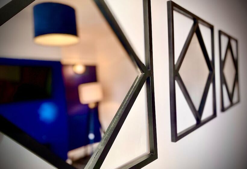 Residenssi Family Modern 3 Bed Hot Tub House In Blackpool