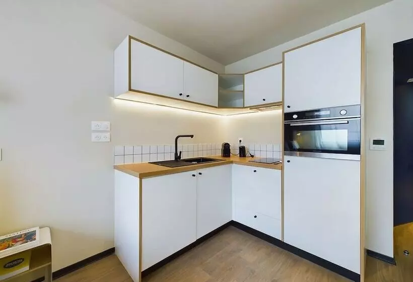 Residenssi Hife Paris Gentilly