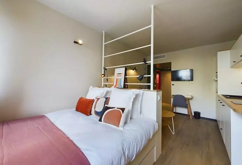 Residenssi Hife Paris Gentilly