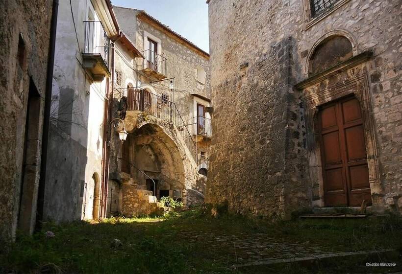 Резиденция Immaculate 2 Bed House