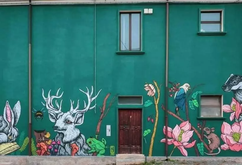 レジデンス Immaculate 2 Bed House