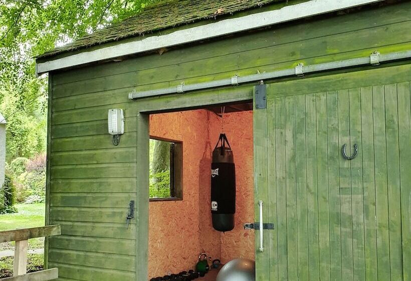 Residència Lovely 6 Bed Country House With Pool, Nr Arbroath