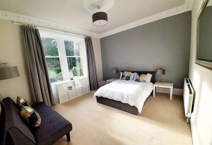 レジデンス Lovely 6 Bed Country House With Pool, Nr Arbroath