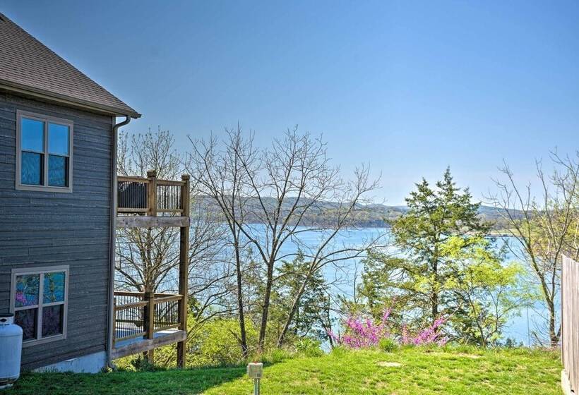 Resort Cabin W/ Nearby Pool & Lake Access!