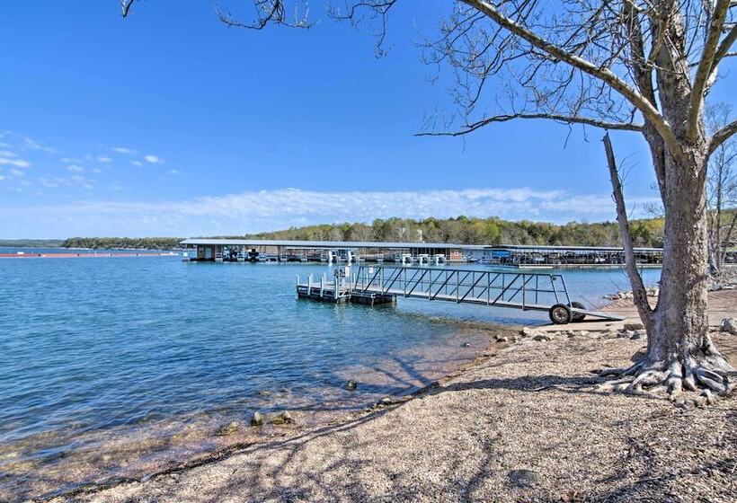 Resort Cabin W/ Nearby Pool & Lake Access!