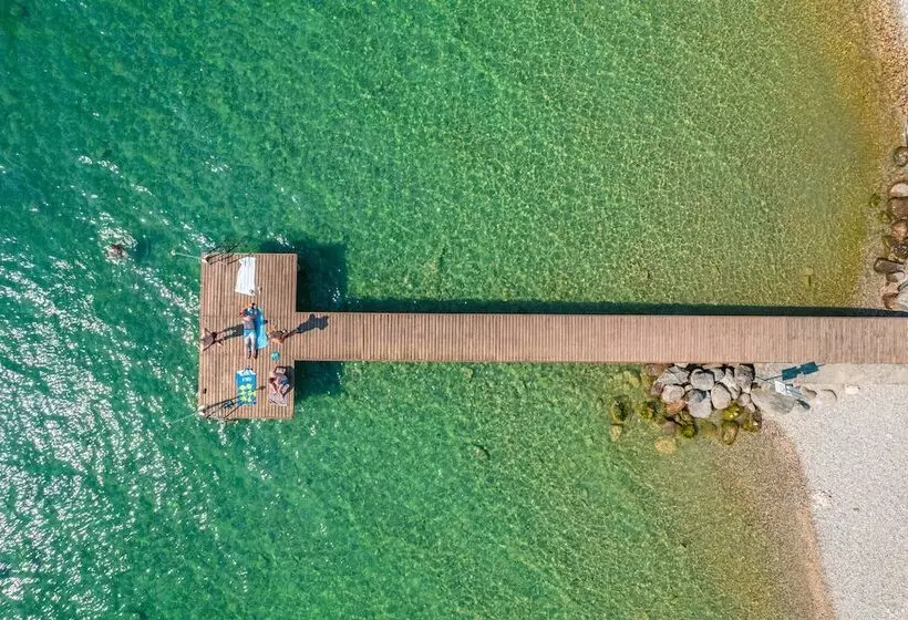 Lomakeskus Camping Village Riva Blu