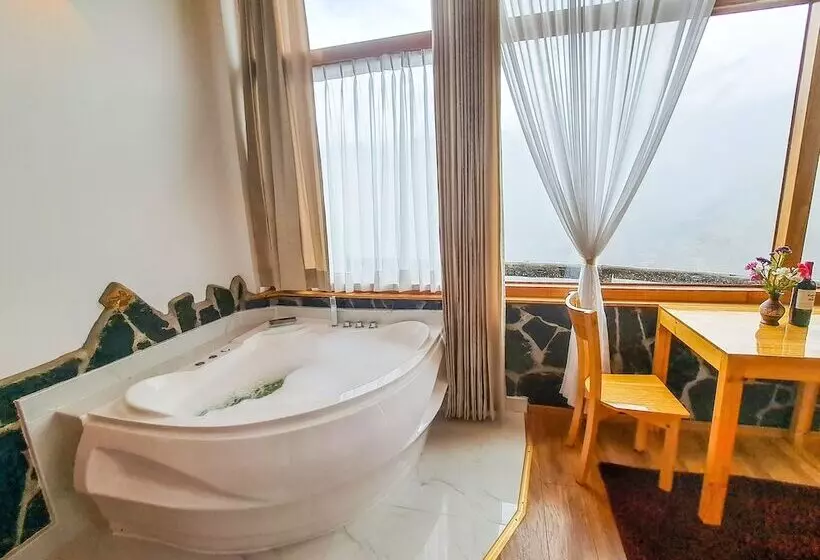 Lomakeskus Stardome Spiritual Experience