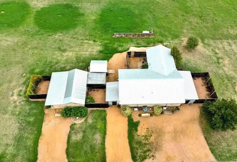 Romantic Private Cabin With Hot Tub 10 Mins To Fred!