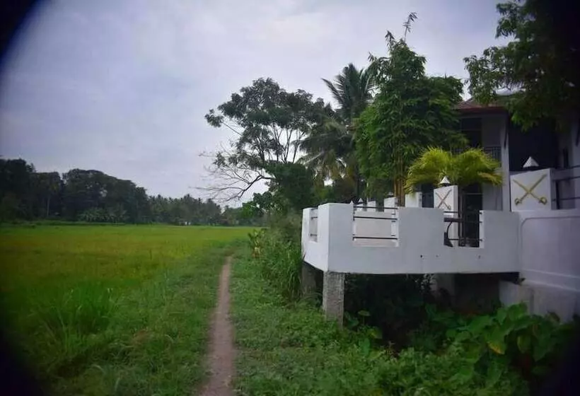 Shiromi Hotel Katunayaka