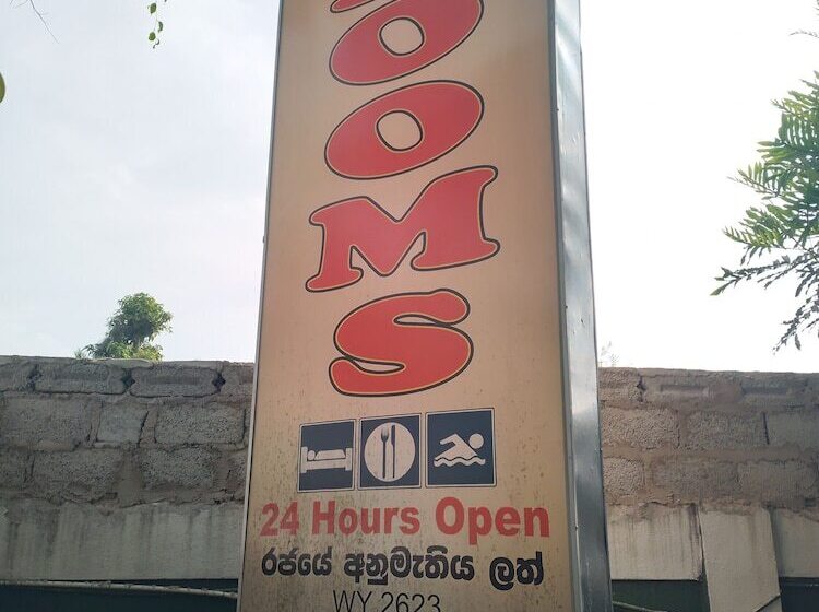 Shiromi Hotel Katunayaka