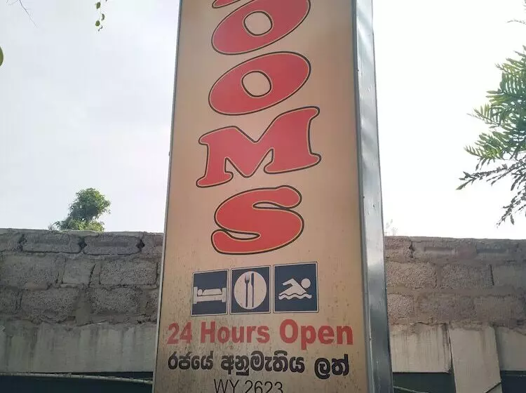 Shiromi Hotel Katunayaka