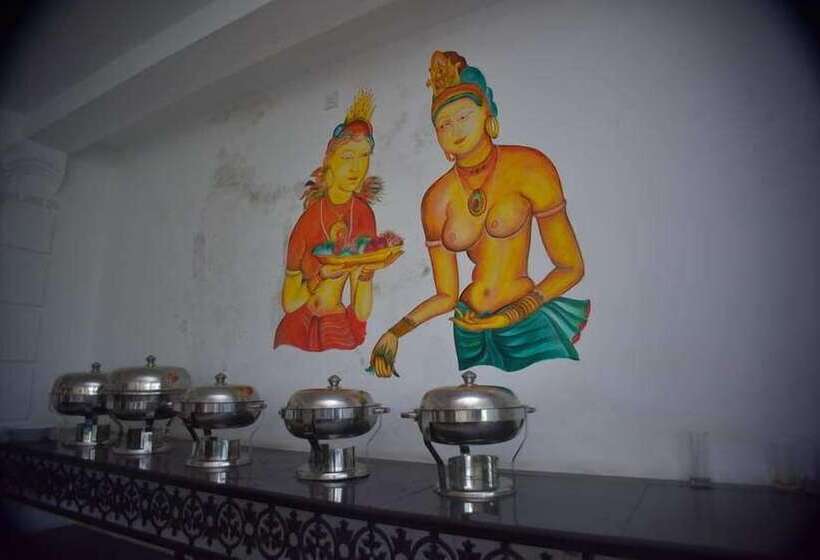 Shiromi Hotel Katunayaka