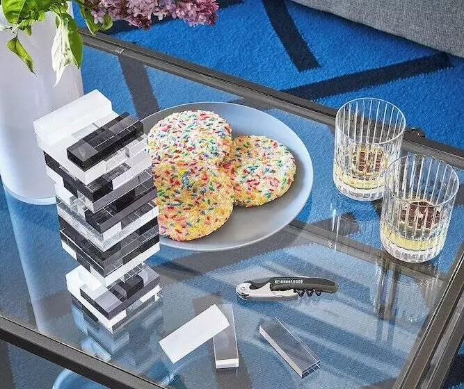 The Neighborhood Hotel   Lincoln Park