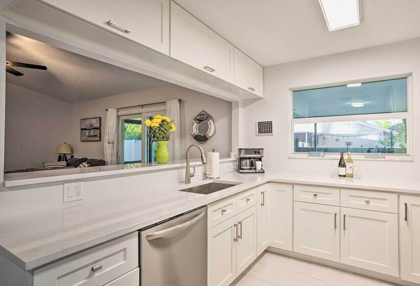 Jupiter Home W/ Patio & Grill ~ 6 Mi To Beach!