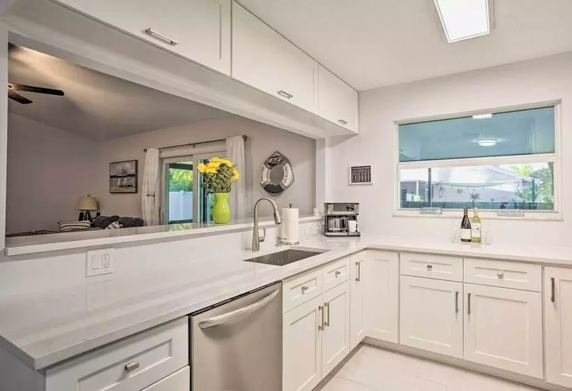 Jupiter Home W/ Patio & Grill ~ 6 Mi To Beach!