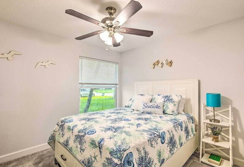 Jupiter Home W/ Patio & Grill ~ 6 Mi To Beach!