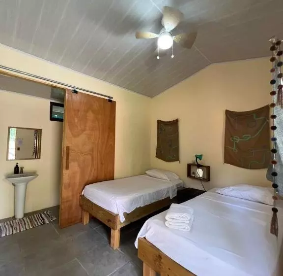 Hotelli Casitas Jungla