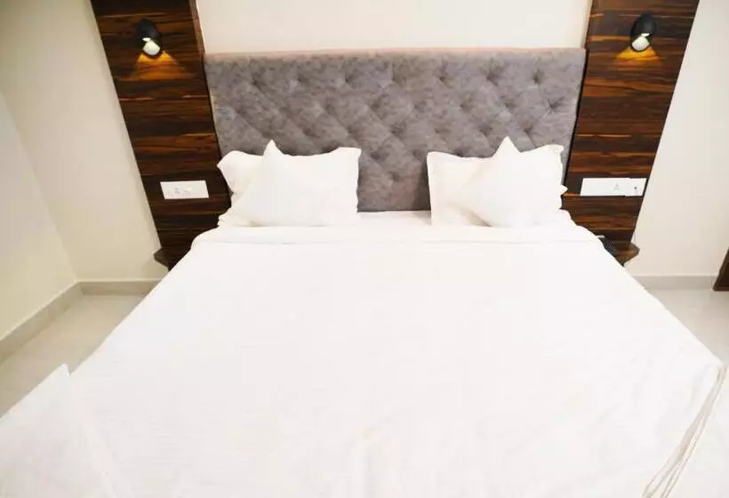 ホテル S V Royal Luxury Rooms
