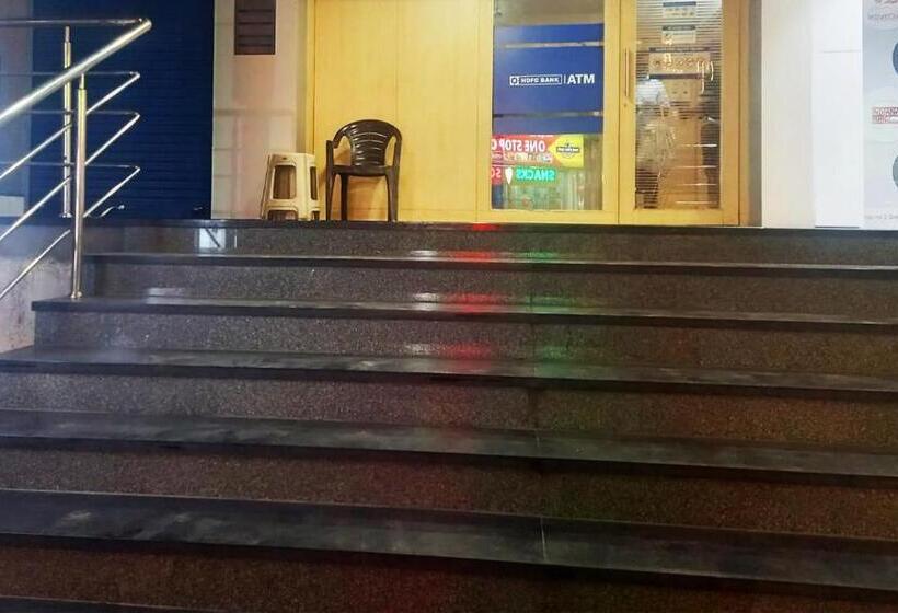 בית מלון כפרי S V Royal Luxury Rooms