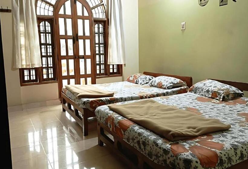 Hotel Sri Durgamba Residency