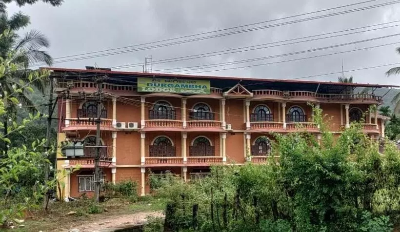 ホテル Sri Durgamba Residency