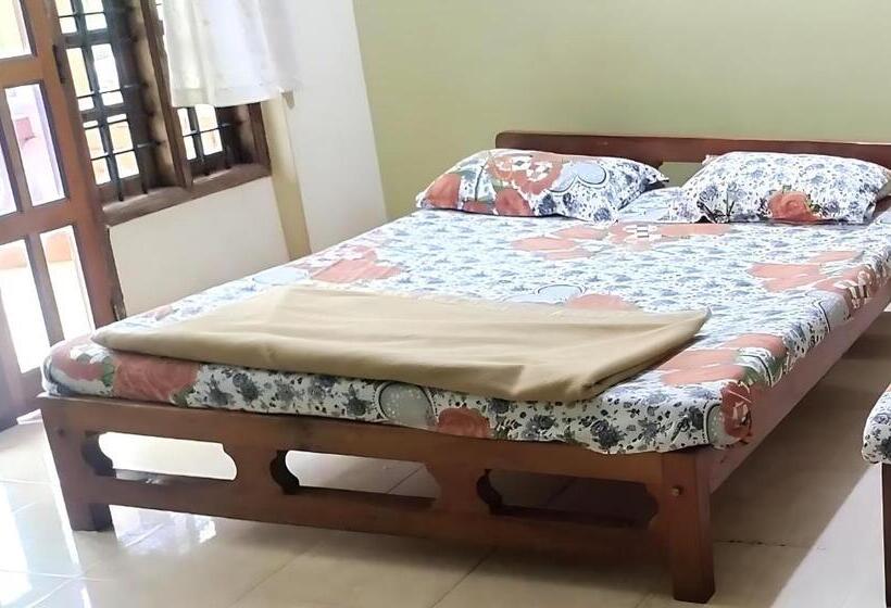 Hotel Sri Durgamba Residency