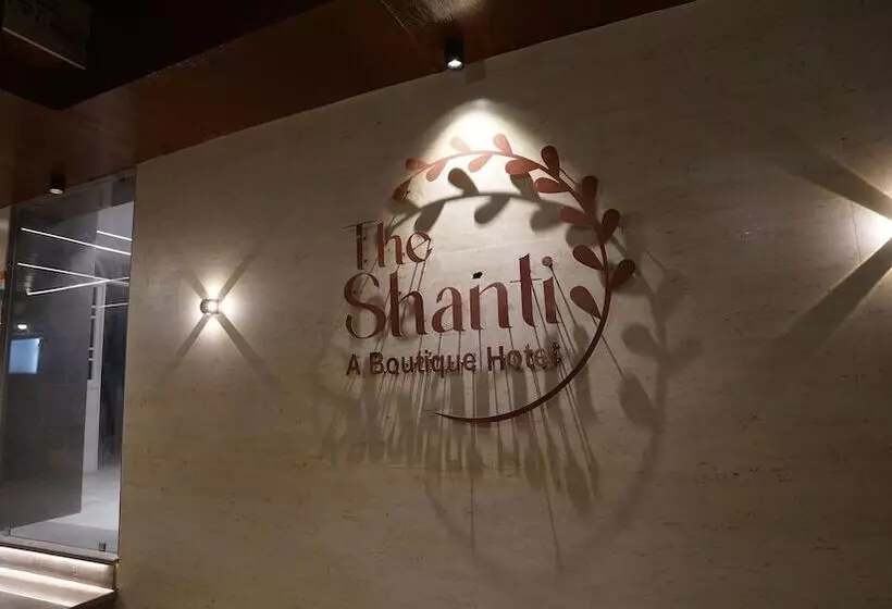 ホテル The Shanti A Boutique
