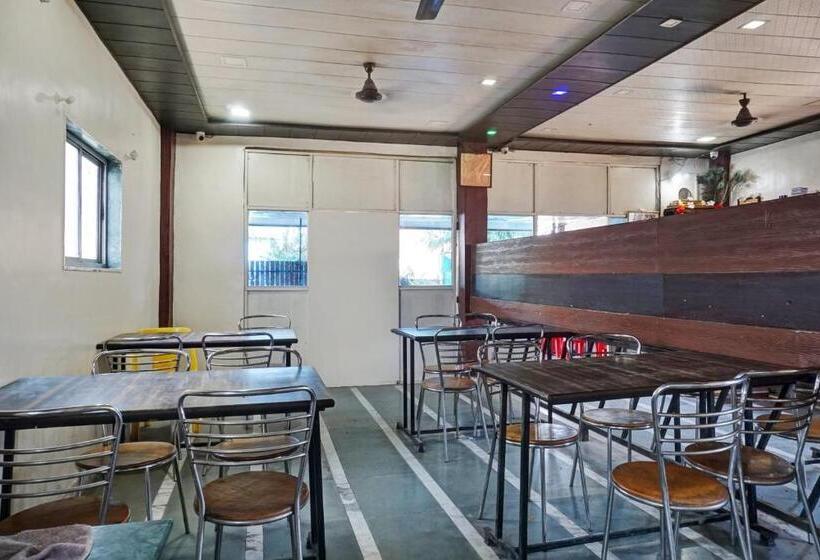 Spot On Hotel Sarkar