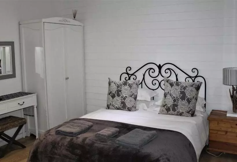Aamiaismajoitus (B&B) Kleinzee Oceanfront Guest House