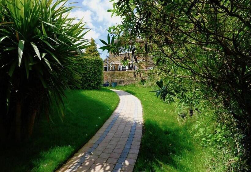 Duck Lodge B&b With Hot Tub