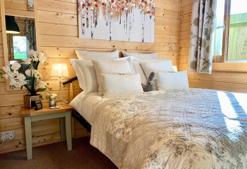 Duck Lodge B&b With Hot Tub