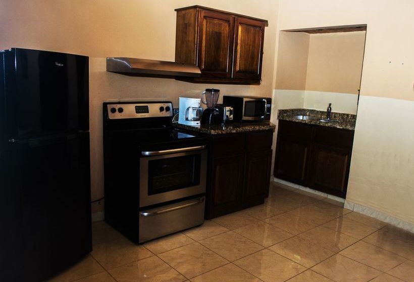 호텔 Barons Resort