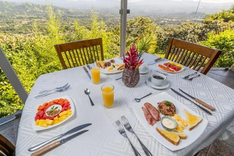Hotelli Barons Resort