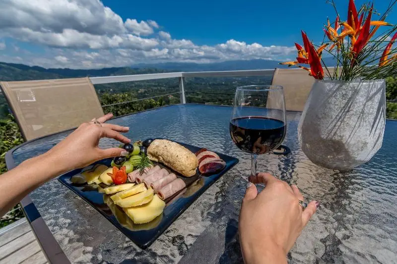 Hotelli Barons Resort