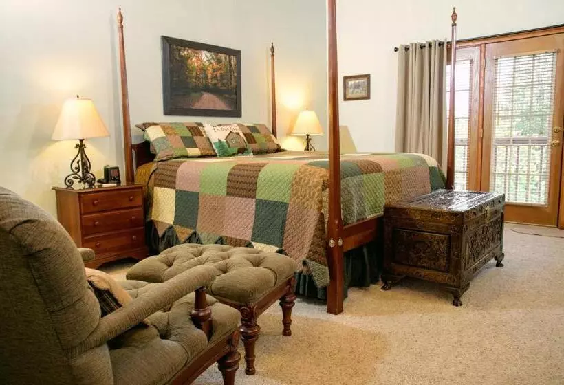 ホテル Berry Springs Lodge
