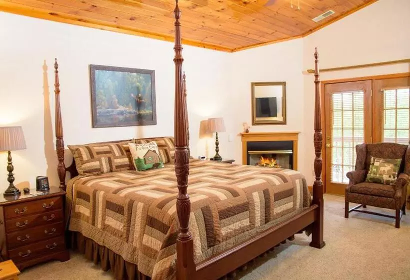 ホテル Berry Springs Lodge