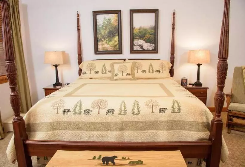 ホテル Berry Springs Lodge