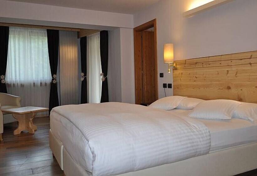 فندق Chalet Laura Lodge