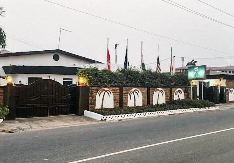 Hill View Hotel West Airport