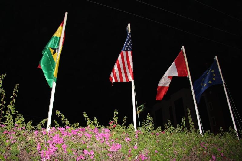 Hill View Hotel West Airport