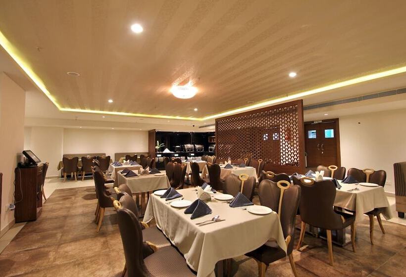 בית מלון כפרי Hyderabad Grand