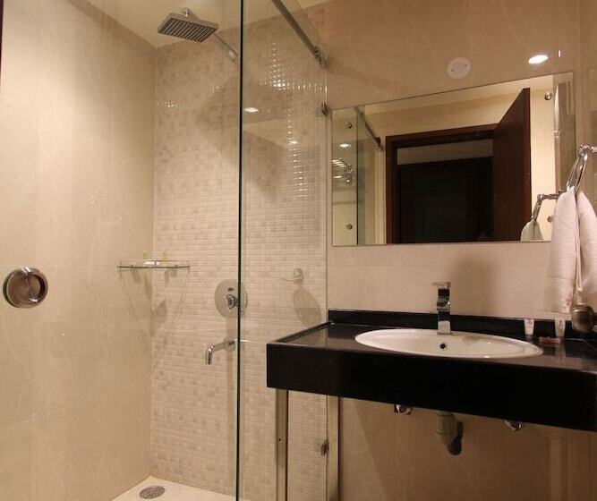 בית מלון כפרי Hyderabad Grand